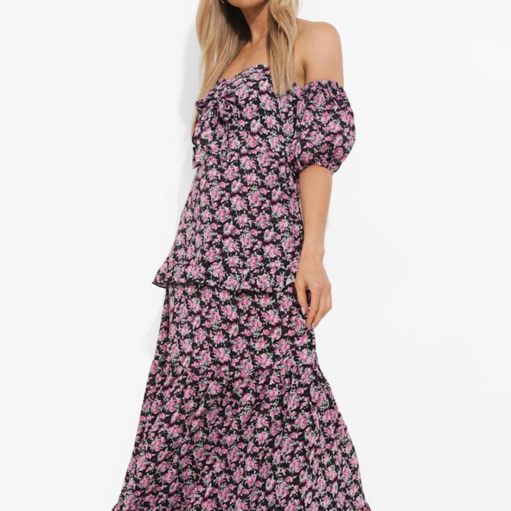 NWT BooHoo FLORAL OFF THE SHOULDER KNOT FRONT Light Blue MAXI DRESS - Picture 3 of 8